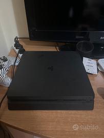 PS4 SLIM + 5 GIOCHI(GTA V, SPIDER-MAN) +CONTROLLER