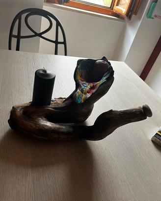 Soprammobile in legno fatto a mano 