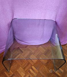 Coppia di tavolini curvi in cristallo