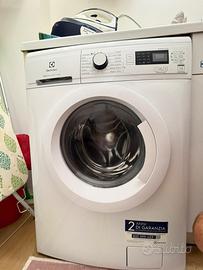 LAVATRICE ELECTROLUX 7 KG SERIE 500 TIMECARE