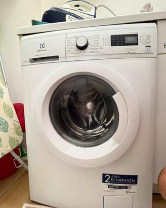 LAVATRICE ELECTROLUX 7 KG SERIE 500 TIMECARE
