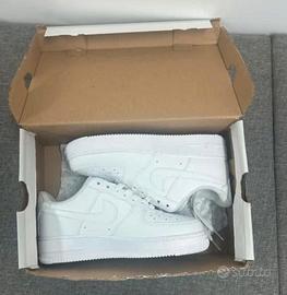 Nike Air Force 1 Bianche Taglia 43