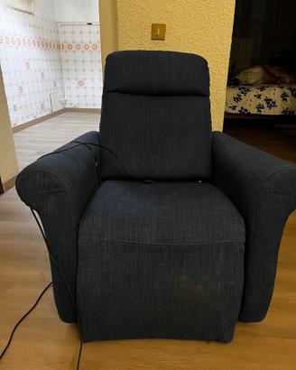Poltrona Poltronesofà elettrica reclinabile