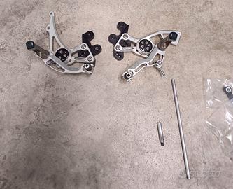 Pedane regolabili gsxr 750 k8