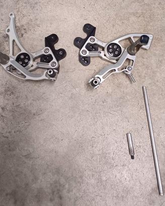 Pedane regolabili gsxr 750 k8
