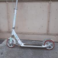 Monopattino decathlon bimbo 4-8  anni