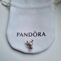 Charm Pandora Disney Mickey Mouse pantaloni rossi