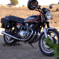 Suzuki GS550E