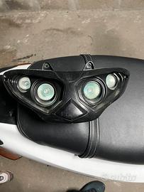 Faro anteriore gilera runner