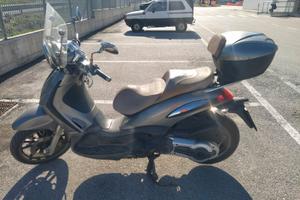 Piaggio Beverly 500