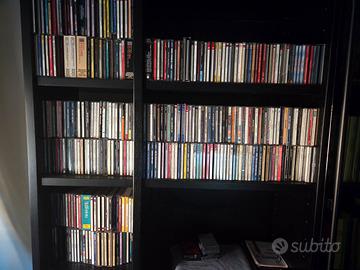 CD musicali vario genere e videocasette