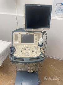 Ecografo Toshiba con 4 sonde