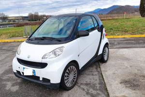 Smart ForTwo 1000 52 kW coupé NEOPATENTATI - 2007