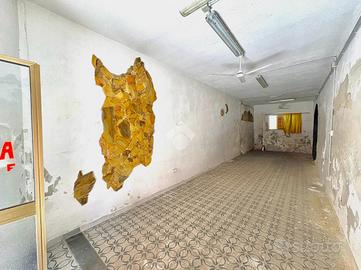 2 LOCALI A CAGLIARI