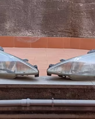 Fanali anteriori Peugeot 206 originali 