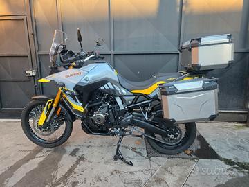 Suzuki V Strom DL 800 Travel pack