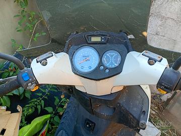 scooter Malaguti blog 125 