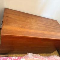 Cassapanca o baule in legno