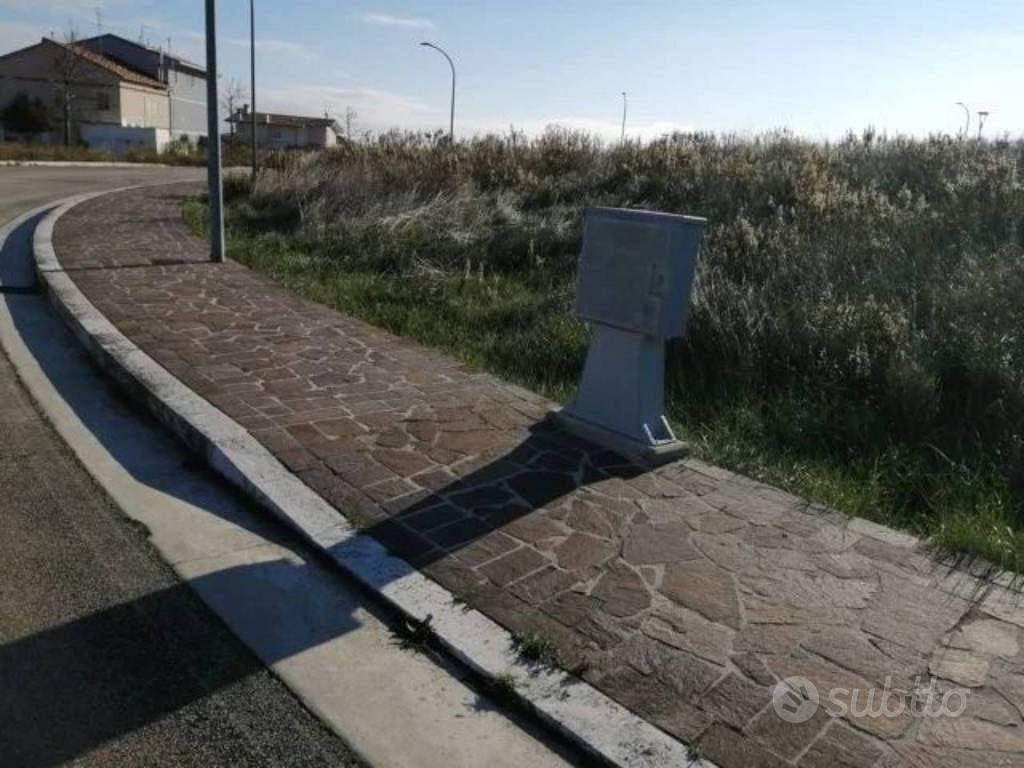 Immobile in asta di 880 m² a Monte Urano - Vista 2
