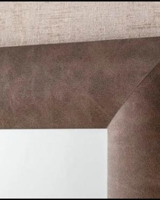 Specchio con cornice tortora