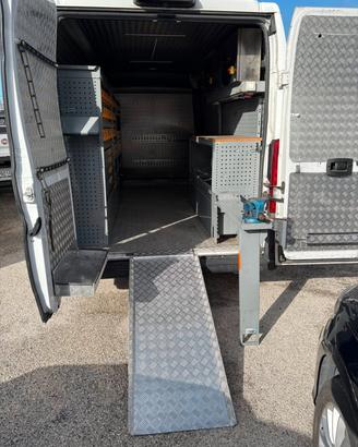 Fiat Ducato maxi 180cv officina mobile inverter 12