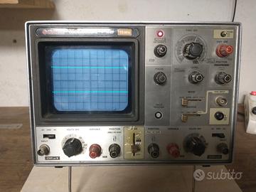 Oscilloscopio Hitachi V-152F