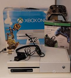 XBOX ONE completa di accessori