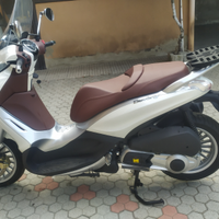 Scooter Beverly 300 pochissimi km