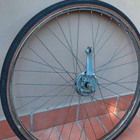 ruota anteriore 28' freno a tamburo 