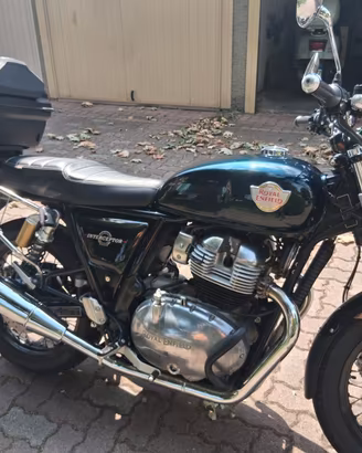 Royal Enfieldi Interceptor 650 Calì Green