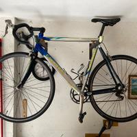 Bicicletta da corsa CARRERA