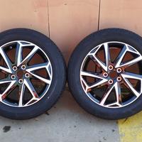 Cerchi in lega gommati 195/55R16 Toyota Yaris 2022