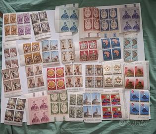 Lotto di 28 quartini di francobolli Città Vaticano