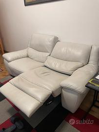 Divano marca DIVANI E DIVANi
