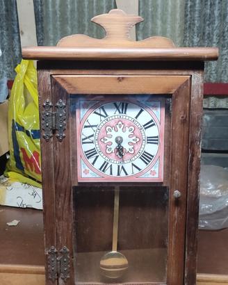 orologio a pendolo