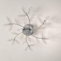 Plafoniera Moderna a Foglie in Metallo e Acrilico