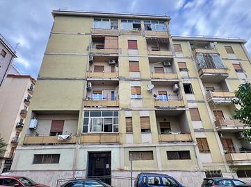 4 LOCALI A COSENZA
