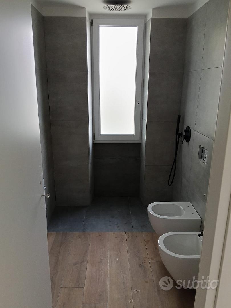 Ampio trilocale via Firenze Bolzano ristrutturato - Vista 2