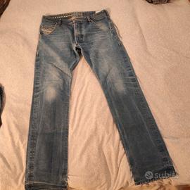 2 paia di pantaloni jeans Diesel