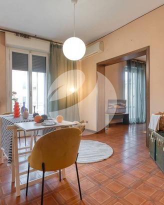 Appartamento di 160 m² con 5 locali e box auto a B