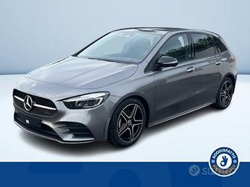 Mercedes-Benz Classe B 180d Automatic AMG Lin...