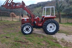 trattare fiat con caricatore anteriore (pala )