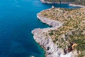 Casa indipendente tra Cala Bianca e PortoInfreschi