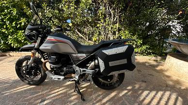 Moto guzzi V85 TT Travel