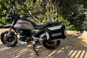 Moto guzzi V85 TT Travel
