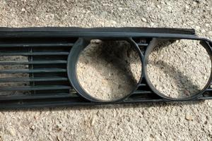 griglia esterna per fanale BMW serie 318