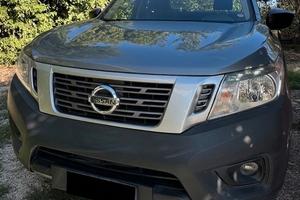 Nissan Navara NP300 2.3dCi 163CV ganciotraino