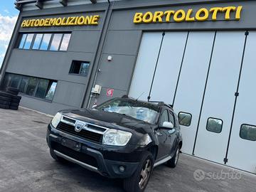 DACIA DUSTER per ricambi usati K9KJ8