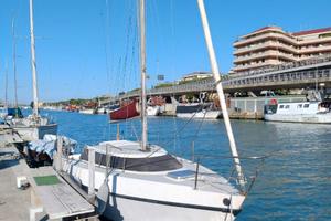 cabinato a vela alpa 21