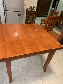 TAVOLA PIU 4 SEDIE IN LEGNO PERFETTA